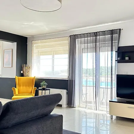 Apartment Matea