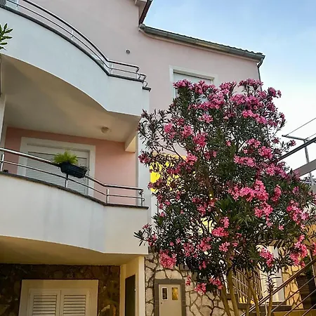 Apartamento Matea Tisno