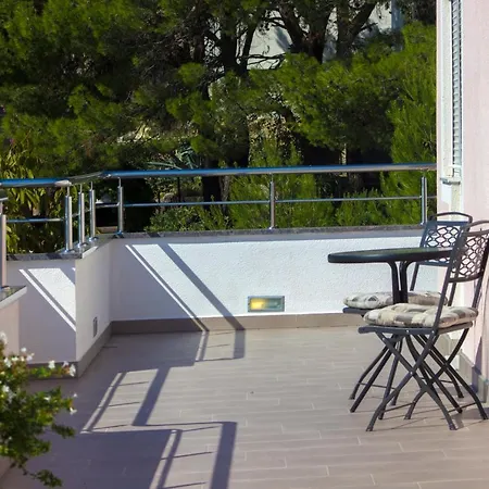Matea Apartment Tisno