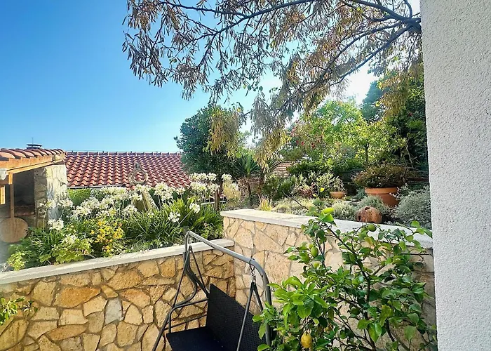 Matea アパート ティスノ