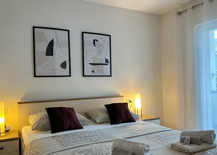 Matea Apartman Tisno